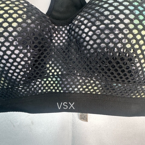 Victoria Sport VSX Logo Underwire Padded Sports Bra.  Size 32C - Picture 4 of 9